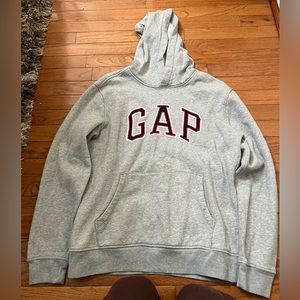 Men’s Gap Sweater